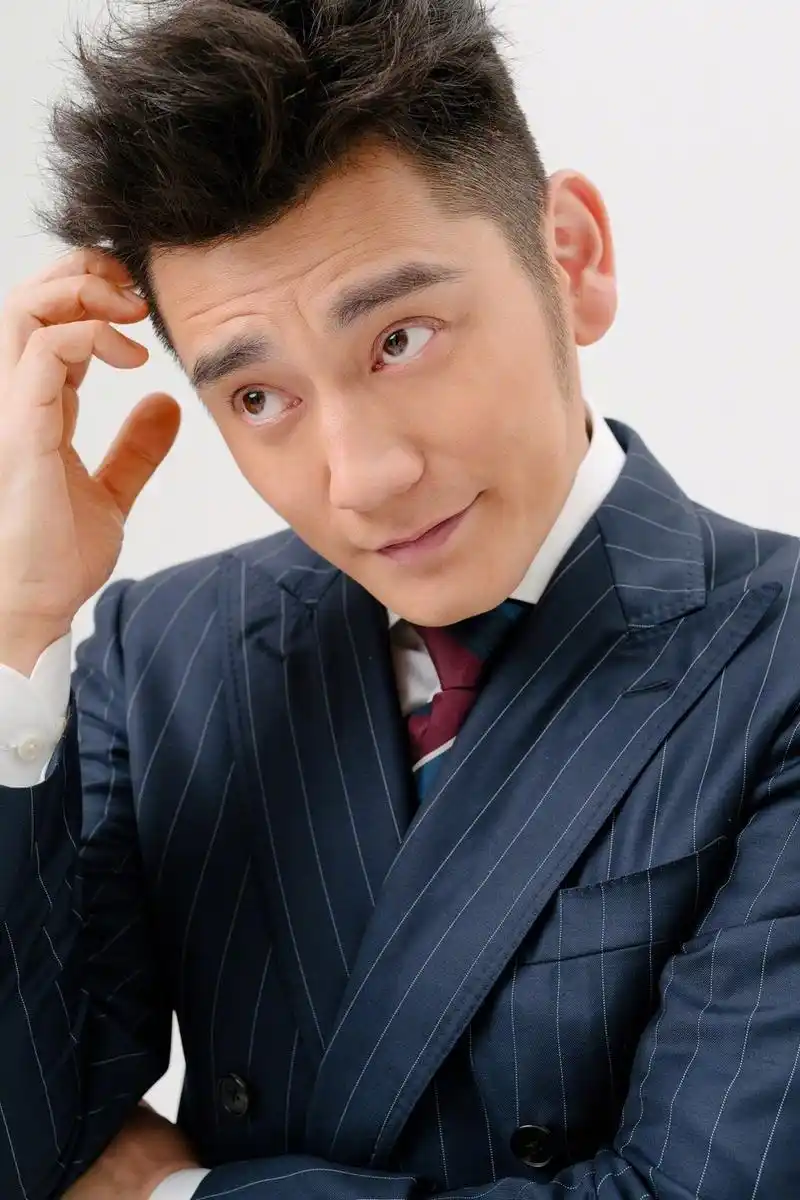 钱枫减肥有成重返颜巅峰 双下巴肉肚腩全消失