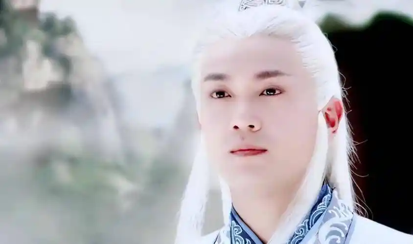 这9位"白发美男子",个个一眼万年_马天宇_焦恩俊_造型