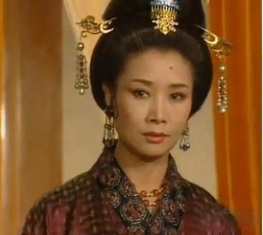 老戏骨吕中片酬不及小鲜肉零头,和柯蓝诉苦直言他们欺负人