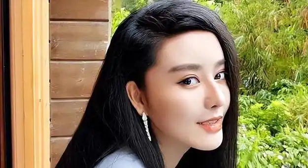 800万整成范冰冰,后来嫁主刀医生,孕后竟然发现丈夫还有男朋友|李晨