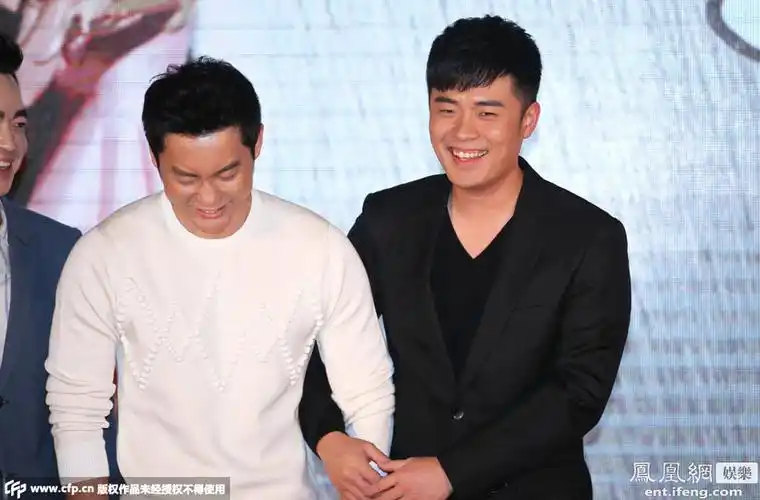 陈赫婚变后首度公开亮相搂李晨撒娇高清大图