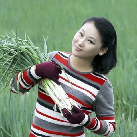 添加角色小丈夫(1999)秋月扮演者:慕钰华李罗慕钰华年代:1999地区