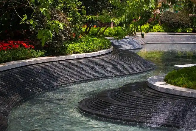 珠海卓越唐家墅展示区现代禅意水景蜿蜒溪流树池跌水景观设计sed新西