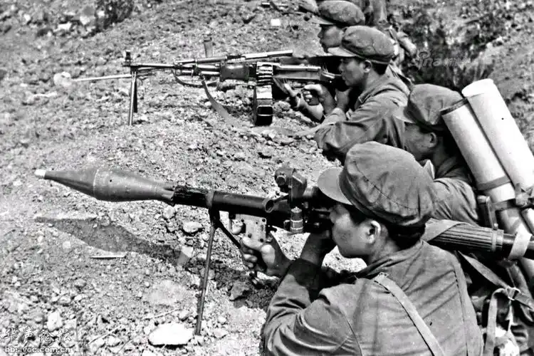 【转发】对越自卫还击战图祭全国各省市牺牲准确人数1979年2月17日