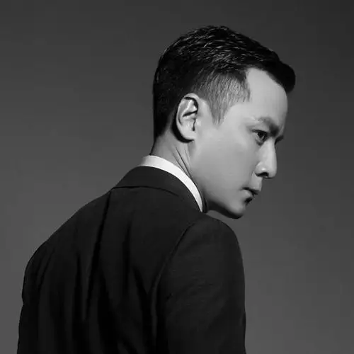 南山南 - 新院土建吴彦祖 - 唱吧,最时尚的手机ktv