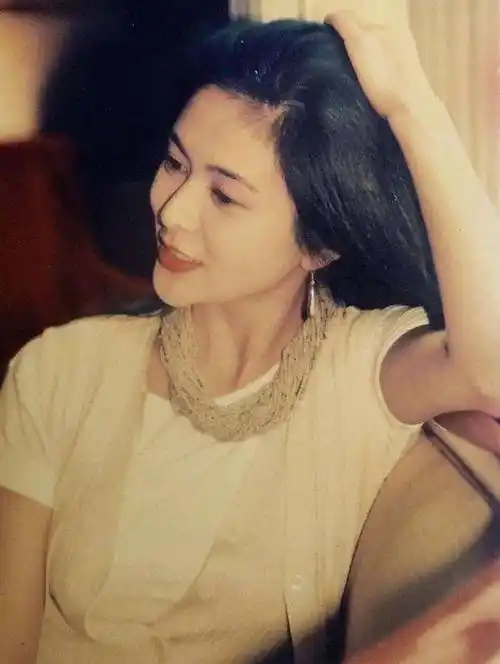 关之琳这6张少女照片,诠释了什么是女神!