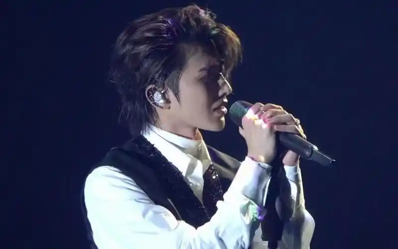 蔡徐坤演唱会 #向全世界安利蔡徐坤 #神仙颜值 #哭