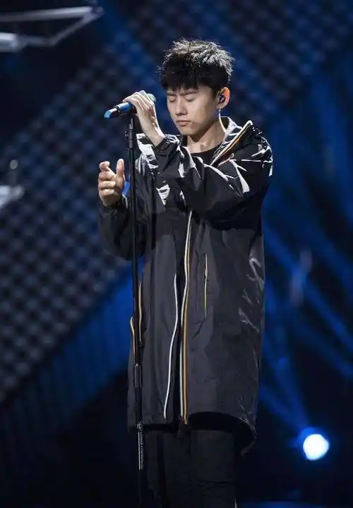 张杰,青春的云端落满星光_天堂_专辑_地方