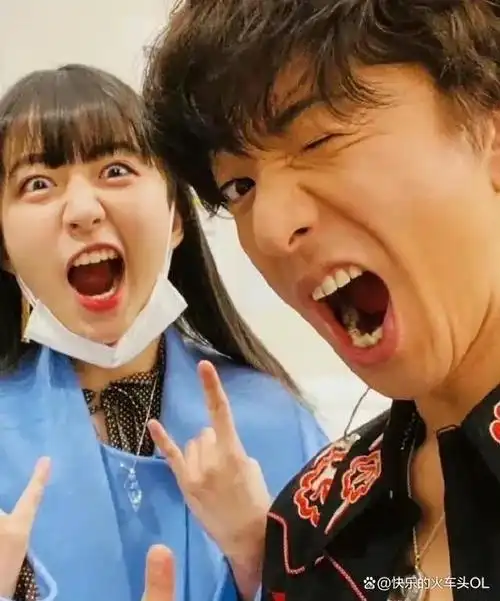 木村拓哉工藤静香合照罕见同框,女儿为爸爸送祝福,力破婚变传闻