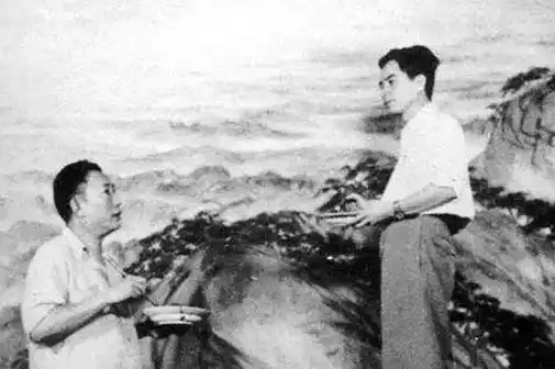 17岁嫁关山月,30年后他蒙冤,被劝离婚时,她:我们是一个人