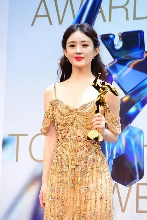 这谁顶得住嘛赵丽颖这身材这才是尤物啊