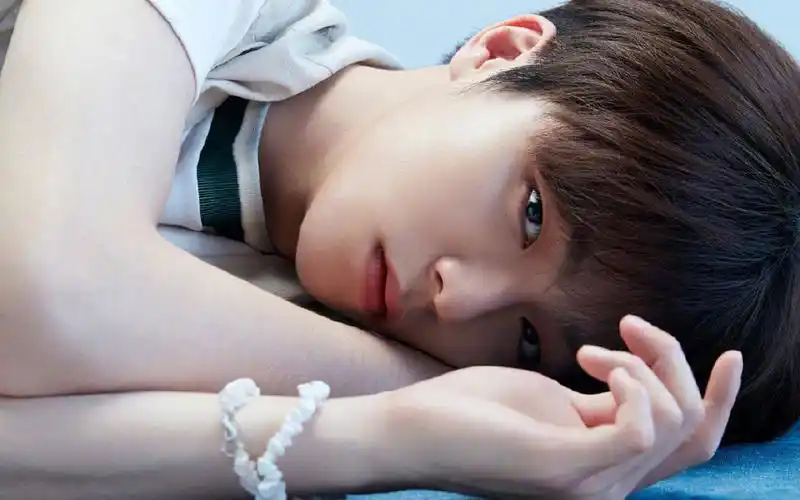 陈立农帅气时尚图片_超酷偶像陈立农