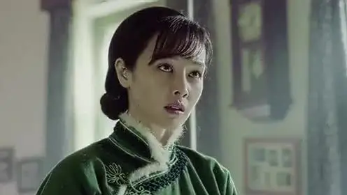 祖峰 面具李春秋为赵冬梅上药硬汉温柔一面