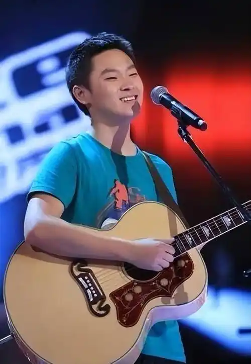 梁博:来之不易的成功,为什么却不好好珍惜?_吉他_音乐_男孩