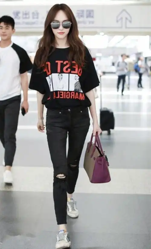 唐嫣一身牛仔套装又甜又飒与休闲风的极致反差魅力让人着迷