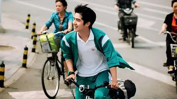 刘昊然,走出青春