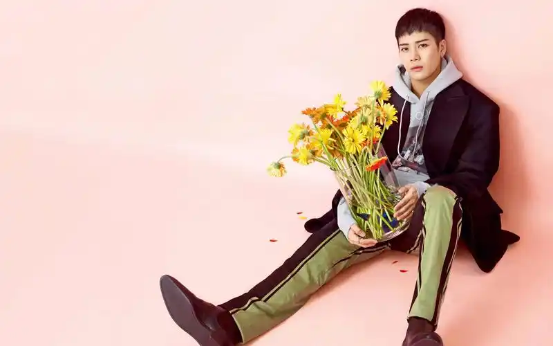 王嘉尔的蜜汁朋友圈 part3