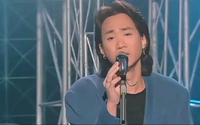 黄家驹beyond海阔天空神级现场原谅我这一生不羁放纵爱自由