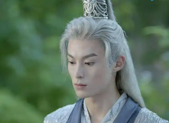 遇龙王鹤棣版龙王变猴王颜值被男二碾压面瘫式演技太辣眼