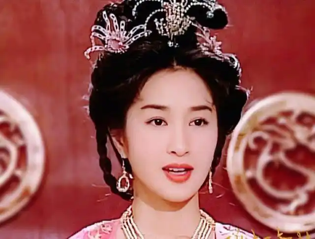 最穷时关咏荷不离不弃婚后两度流产张家辉用7个影帝回报她