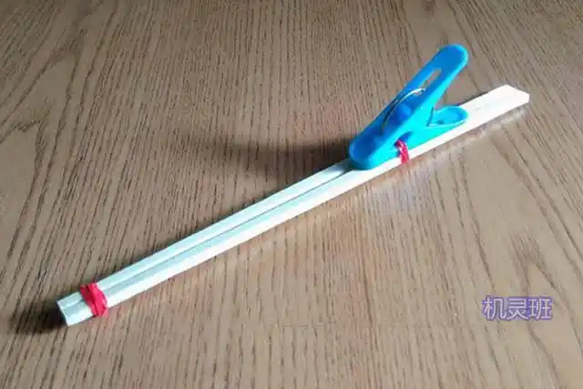 自制玩具怎么简单做一把筷子橡皮筋枪步骤图解