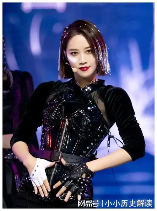 蓝盈莹曝光惊吓一幕广东回南霾天出乎意料热搜反响强烈