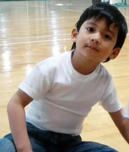 主题:漂亮的小孩子应该长什么样[37]收藏该帖已收藏