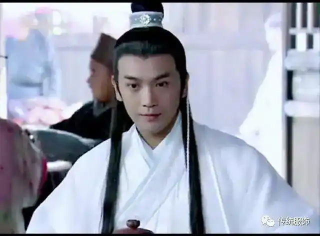 束发的古代男子,头上可以玩的花样可多了呢!