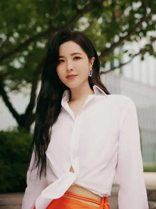 曾黎写真:是微风,是晚霞,是心跳,深深的话我们浅浅地说-爱读书