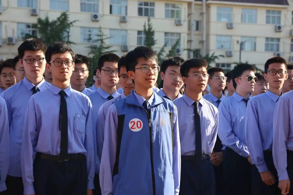 登攀逐梦 青春华章!山东省实验中学2023届高三毕业典礼举行