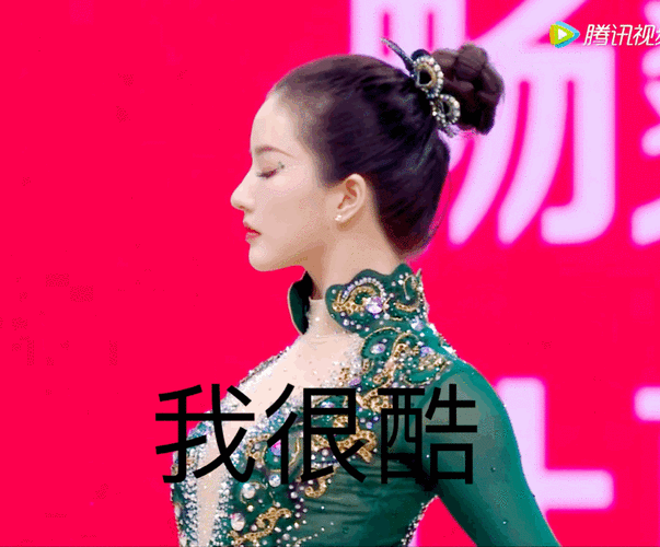 刘些宁是两个选秀里坠戳俺审美的长相