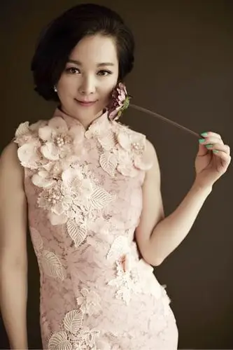 甜歌天后任妙音邓丽君传人赵雅萱 受邀出席茶节