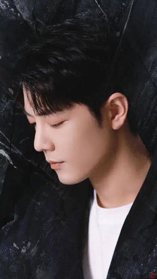 日常见肖战##肖战短发库存