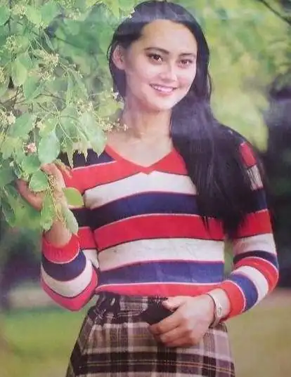 大宋佳3段感情42岁未婚勇敢生子55岁姐弟恋嫁比利时帅哥