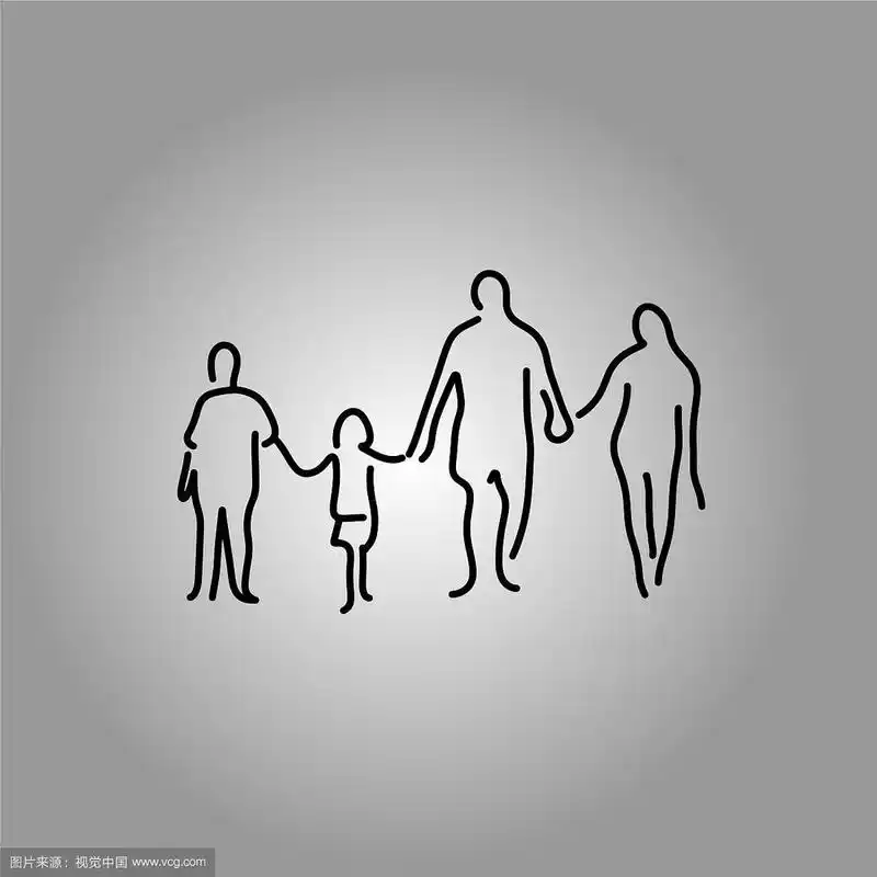 四口之家手牵着手