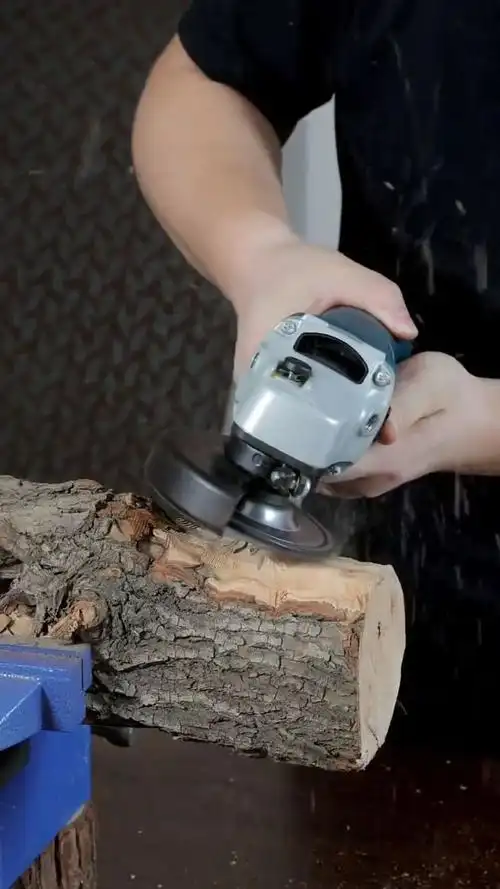 新型超强动力角磨机,切木头比切纸还轻松!