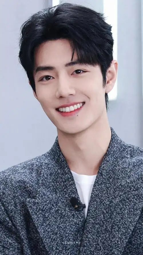 肖战笑出小括号好甜呀