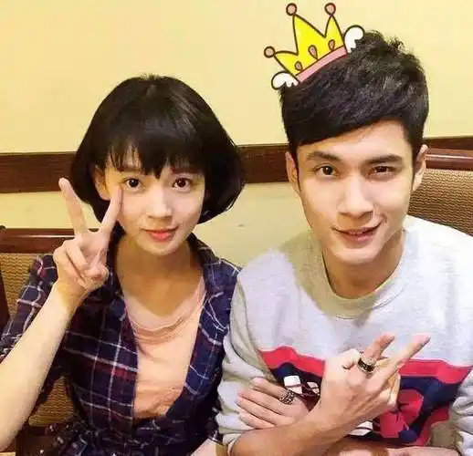 韩东君陈瑶晒合照"相爱相杀",网友:你们是好兄弟还是好闺蜜_照片_帽子