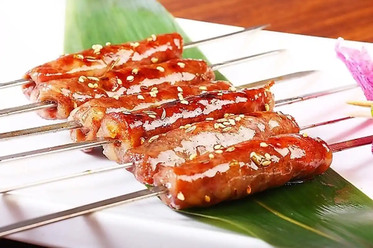 每日推荐六道烧烤:烤腊肠