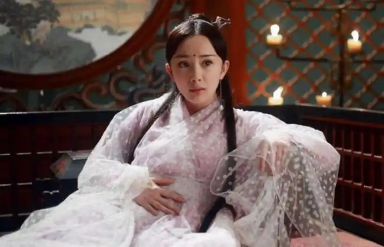 古装剧中"怀孕"的女星,前3位都是演的,最后一位却是真怀孕!