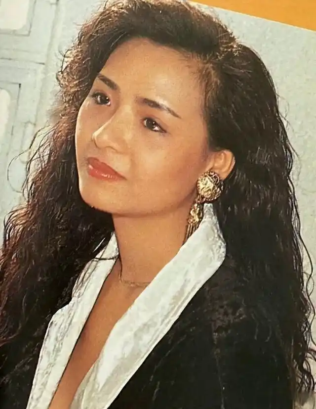 香港电影黄金时代的风月女星《叶子楣》