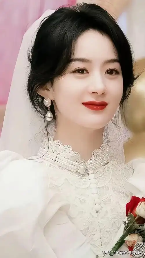 赵丽颖白婚纱造型美到心动!