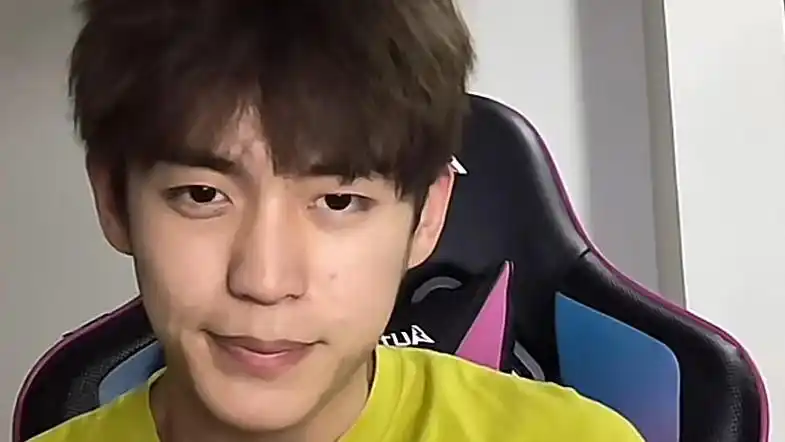 【6.28】余庆伟凌晨直播录屏