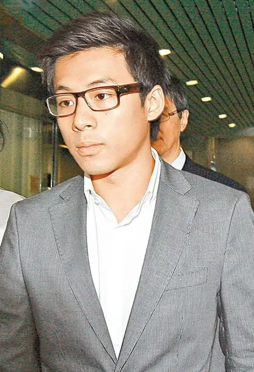 霍启仁女友跳楼自杀 霍启仁个人资料介绍 本文共(2363字)