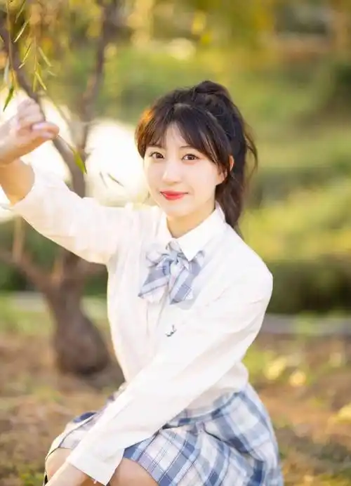 简约又大方自然的拍照姿势,单人照这么拍,照片真的美_镜头_颜都比