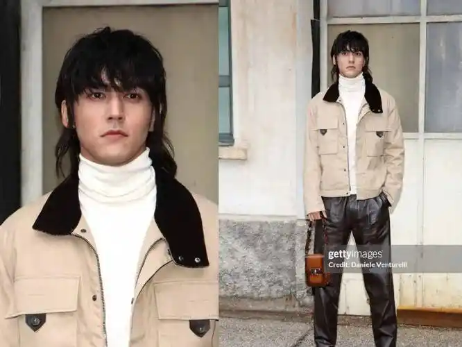 陈慕迟在某活动中与张彬彬同框.