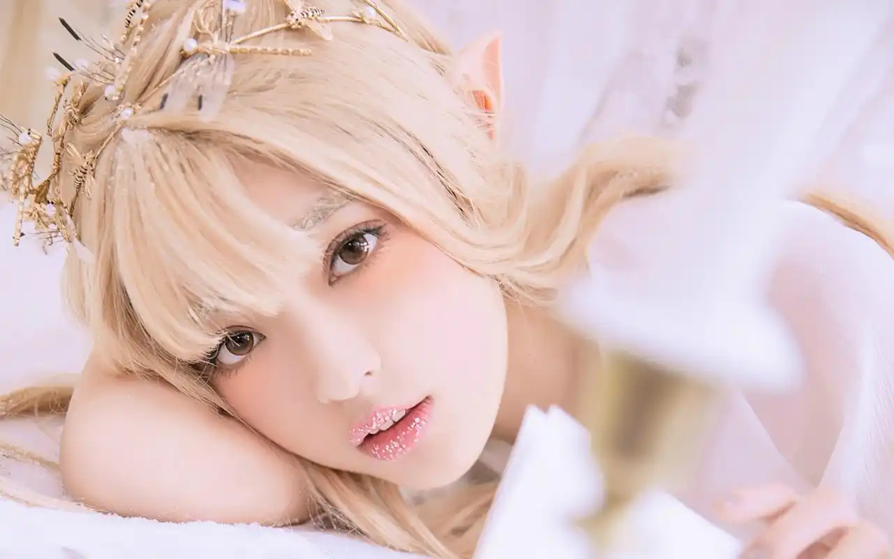 精灵美少女私房写真图片桌面壁纸