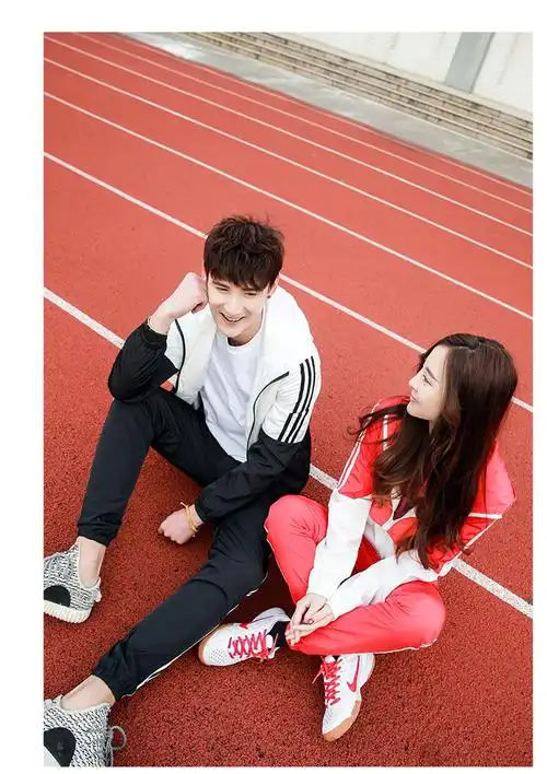 柯西卡情侣装2016春新款长袖卫衣宽松圆领男女纯色外套韩版班服 黑色