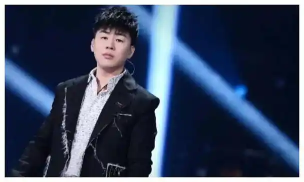 华语流行乐天王,胡彦斌:全能歌手,创作天才,音乐教育宗师_音乐节_歌曲