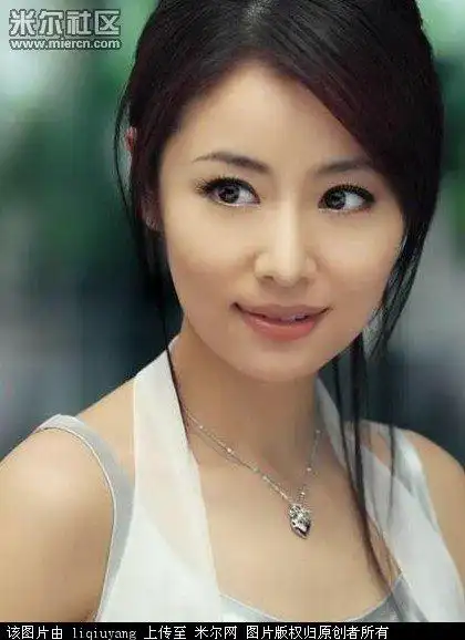 清纯美丽动人的林心如,绝对是宅男的杀手呀.